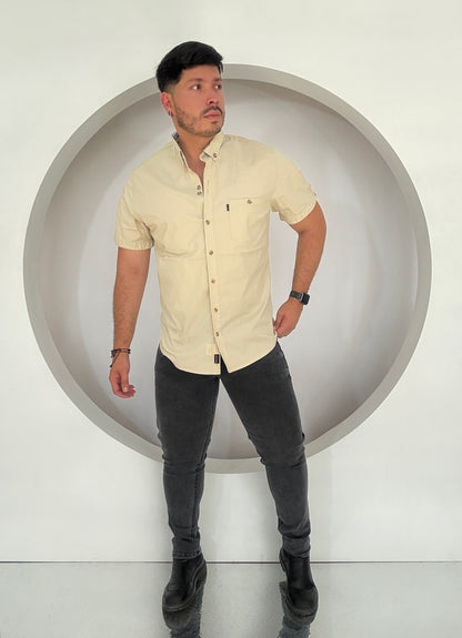 Camisa Manga Corta Solo Fondo Beige