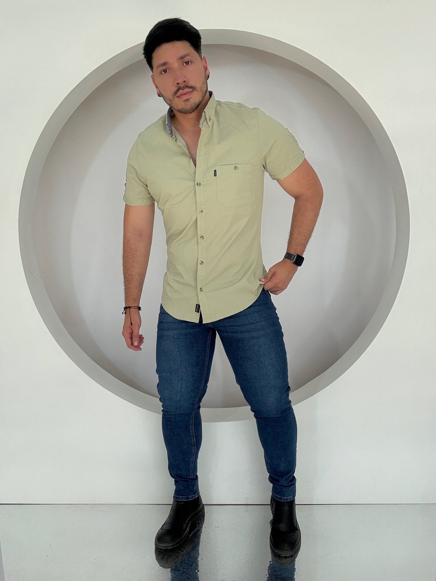 Camisa Manga Corta Solo Fondo Verde Manzana